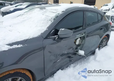 2017 Mazda Mazda3 Sport z USA, uszkodzony, nr VIN JM1BN1K70H1143689